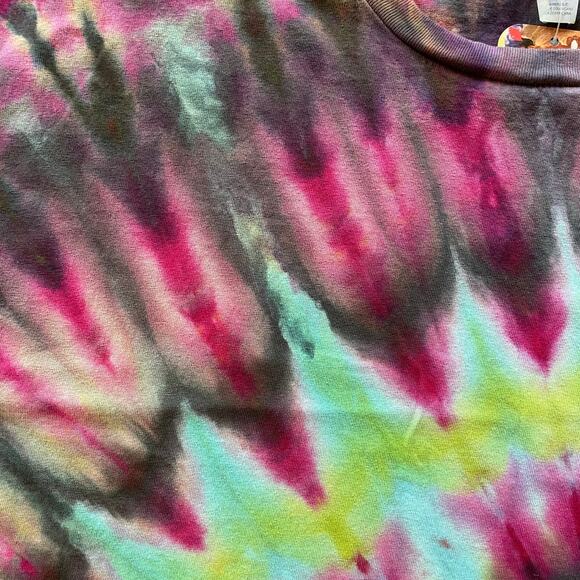 Ice Dyed Unisex T-shirt - Tie Dye Spiral - Short-sleeve Tee - Handmade (2XLarge) - Picture 9 of 12